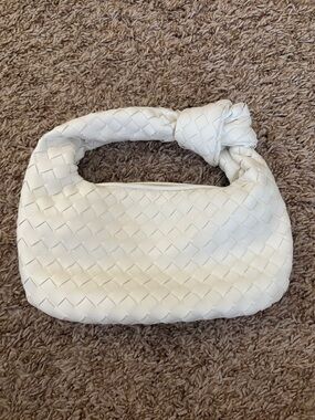White Woven Knot-Handle Shoulder Bag